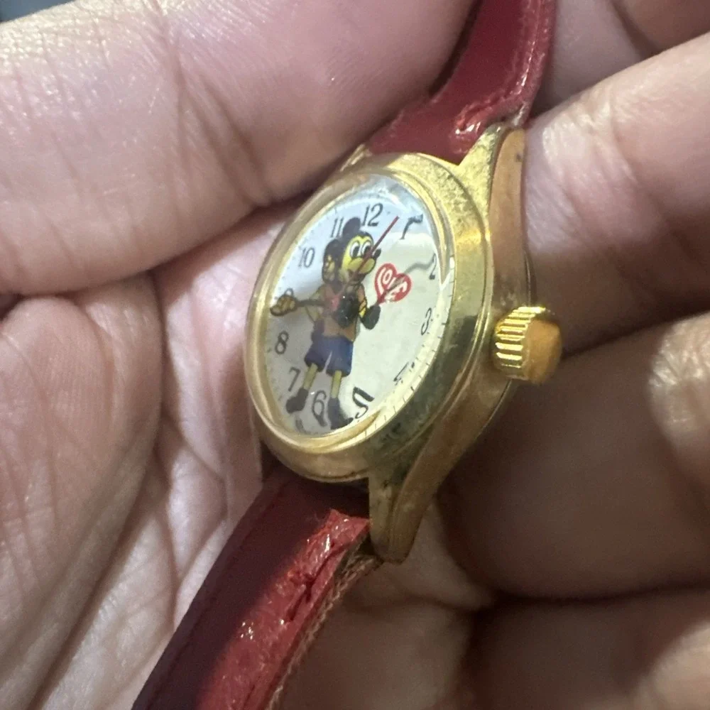 Working Vintage Mickey Mouse Manual Wind Gold Tone Ladies Watch Red 27mm Fit 6in